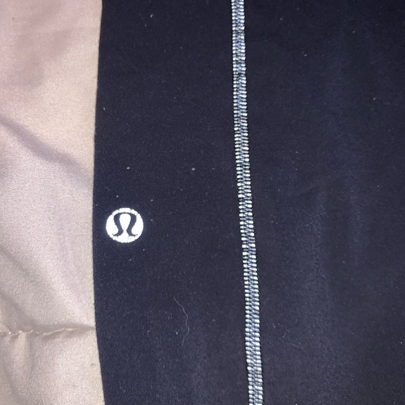 Lululemon leggings - Picture 4 of 6